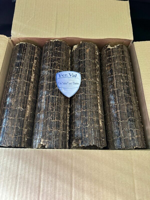 TRONCHETTI DI LEGNO PRESSATI DI LEGNI LATIFOGLIE - 30 KG CIRCA CODICE NOR003TS
