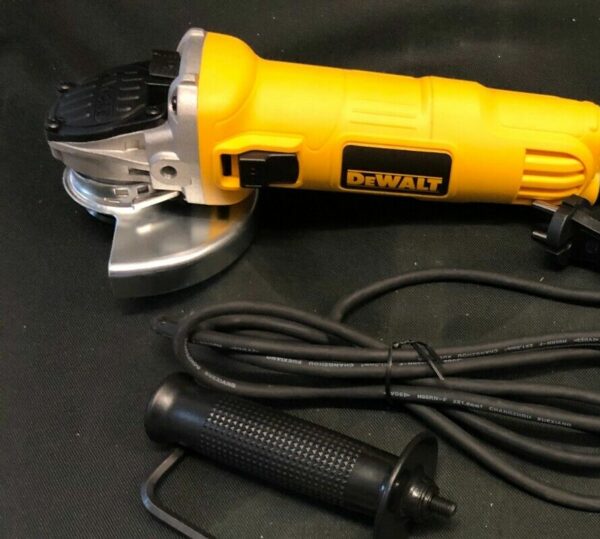 SMERIGLIATRICE ANGOLARE De WALT DWE4056 800W 115MM CODICE 141102